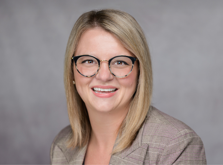 Headshot of Laura Ratliff